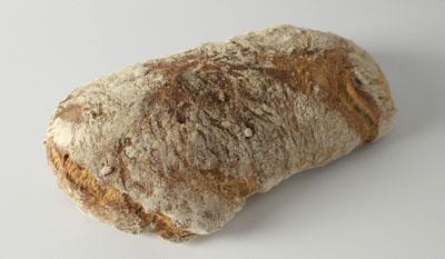 Fuldkorns speltbrød
